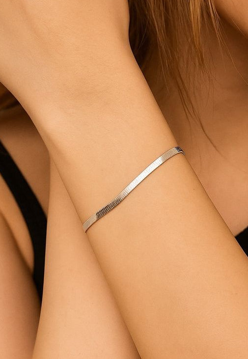 Silver herringbone bracelet