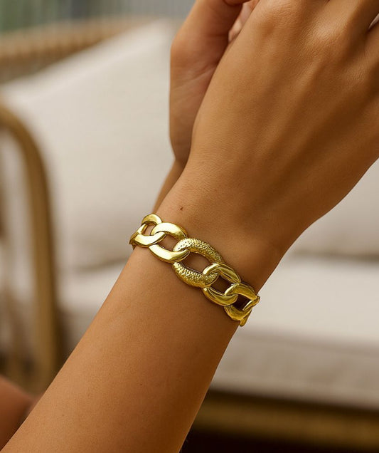 Wide chain bangle bracelet