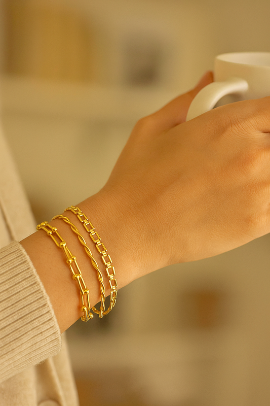 Gold bracelets set