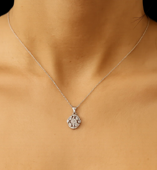 Diamond round necklace