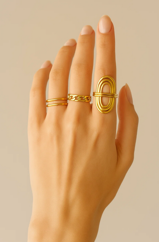Gold rings set