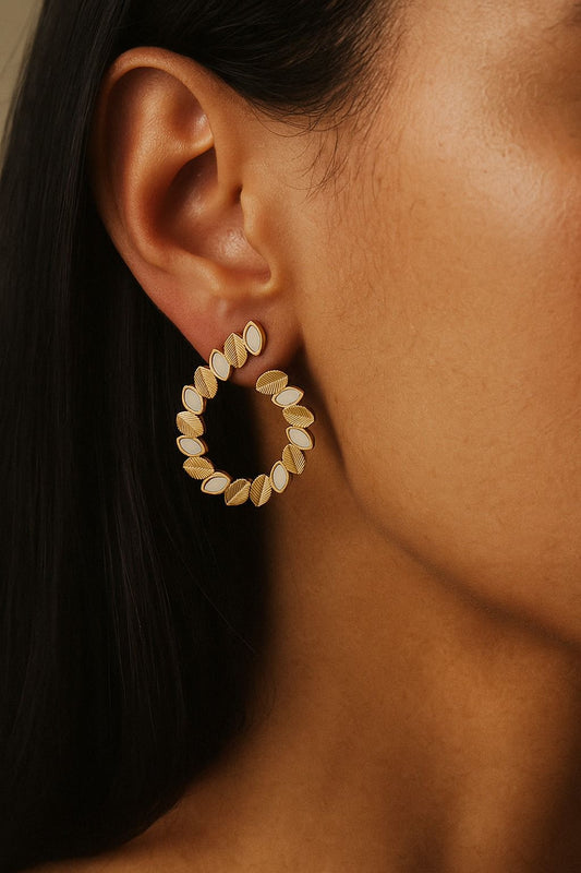 Round leaves earrings