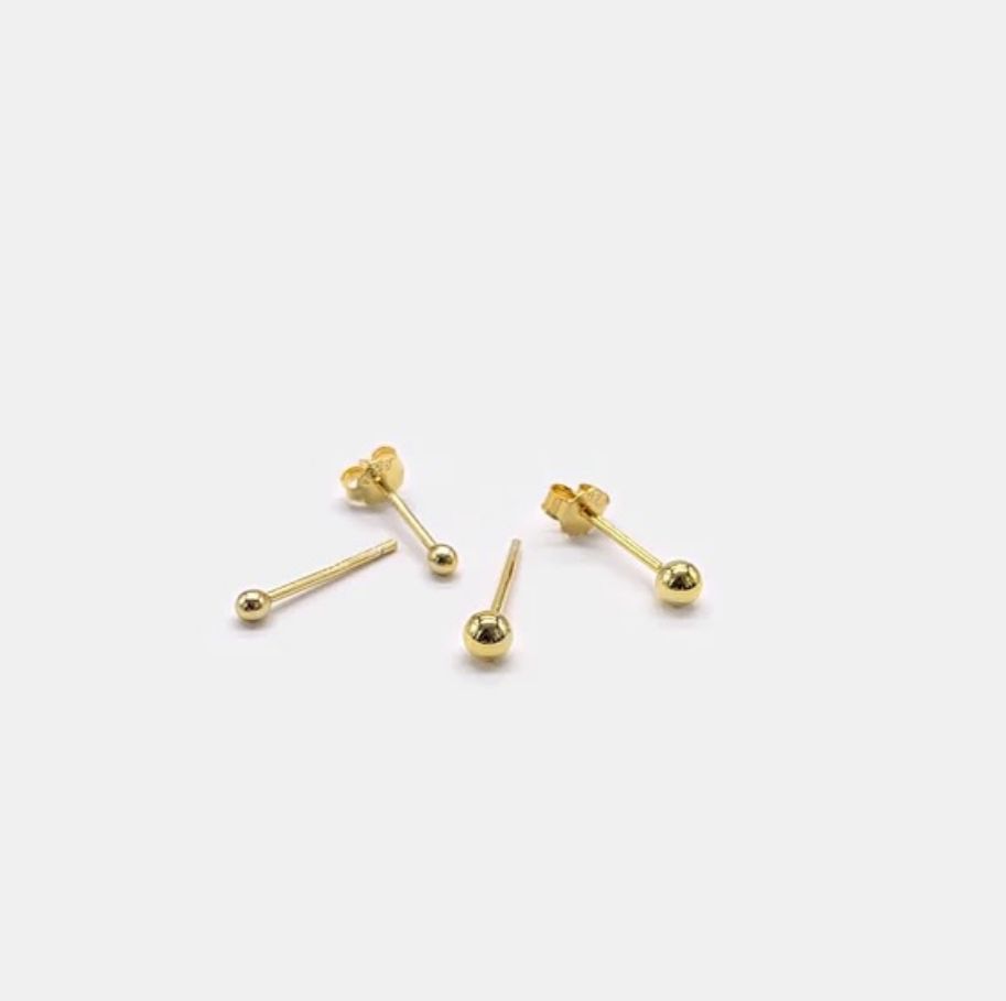 Gold beads studs