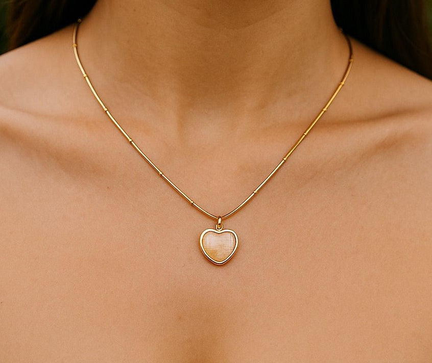 3D beige heart necklace